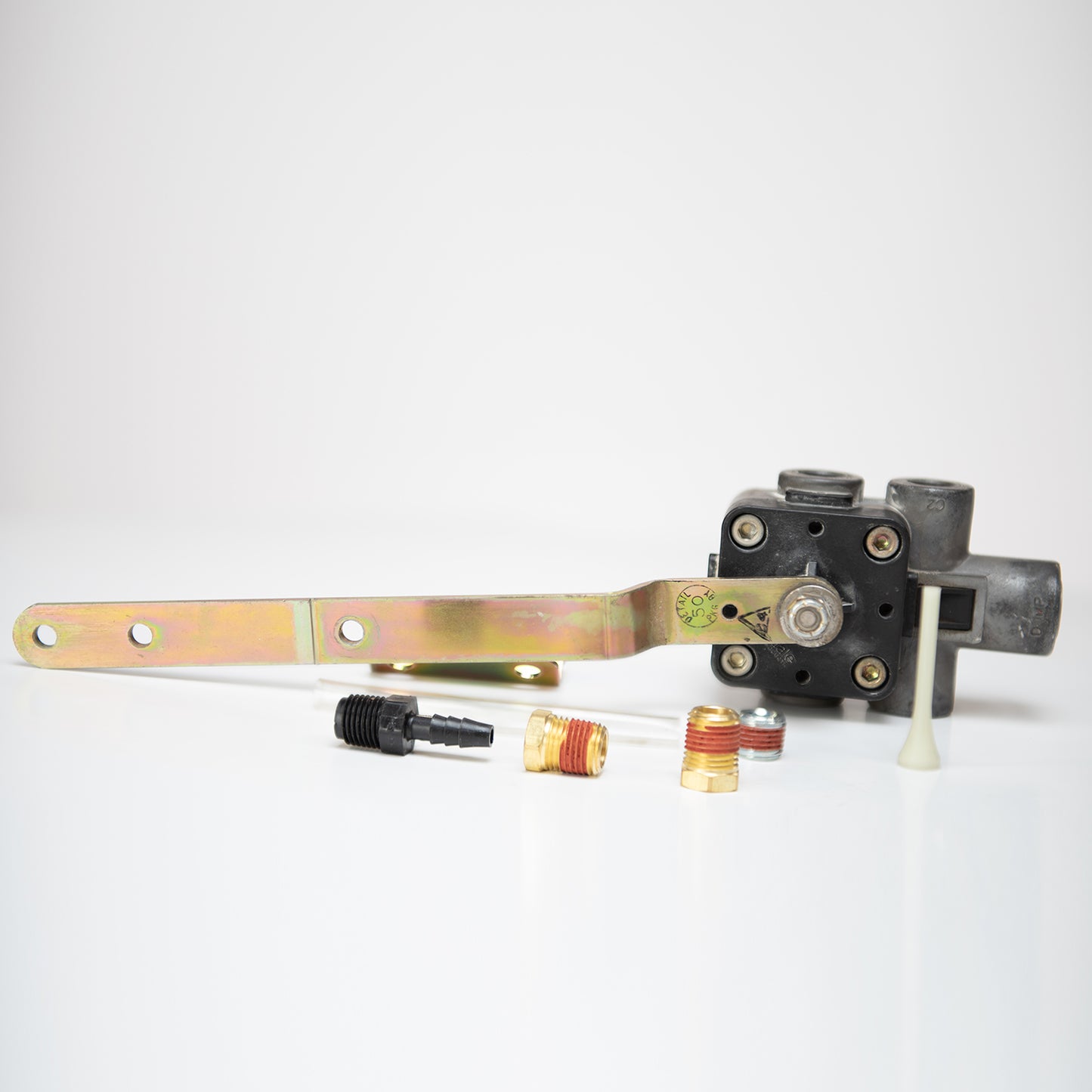 Hendrickson Height Control Valve - With Dump VS-228